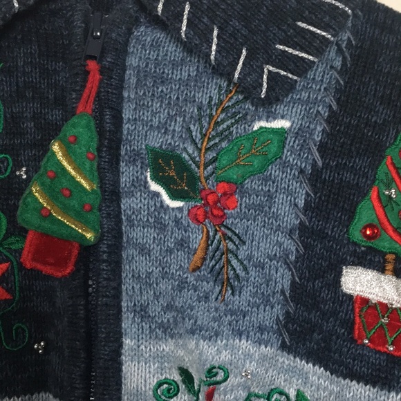 Heirloom Collectables 2004 Christmas sweater - Picture 6 of 8
